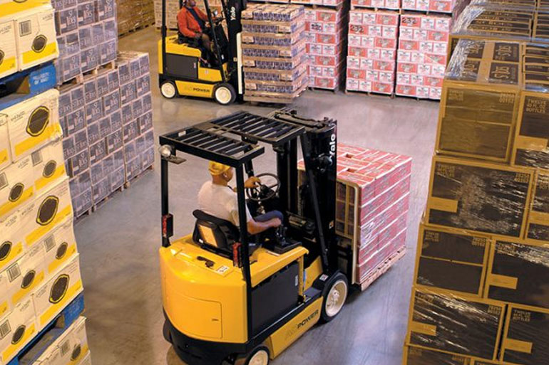 Mercado global de empilhadeiras deve atingir US$ 19 bi até 2026